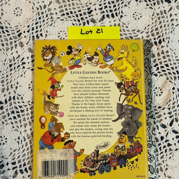 Elmo and Pooh Holiday Storybook Set - Picture 9 of 9